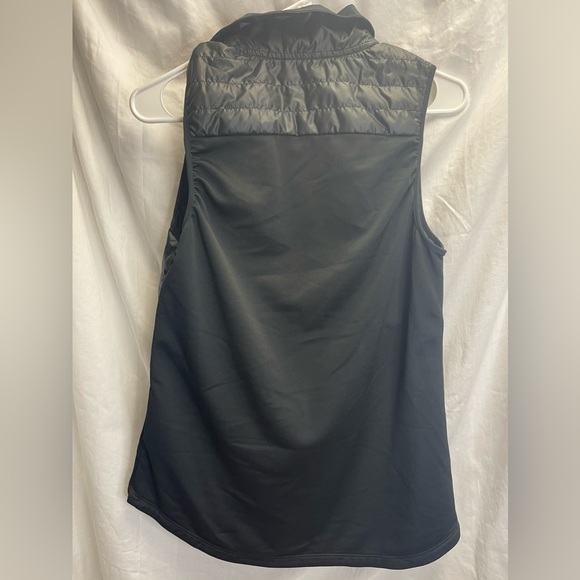 Sleeveless Nike Jacket - Picture 2 of 4